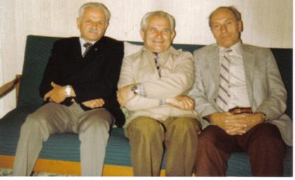 Od lewej: por. Franciszek Rybka 'Kula' (w 1944 r. adiutant 'Góry'), por. Adolf Pilch 'Góra-Dolina', st. uł. Franciszek Kosowicz 'Maciejka'