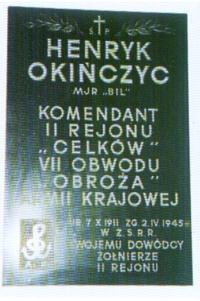 Pustelnik, ul. Jutrzenki, ko�ci� parafialny MB Kr�lowej Polski. Tablica upami�tniaj�ca mjr Henryka Oki�czyca ps. 'Bil', dow�dc� II Rejonu 